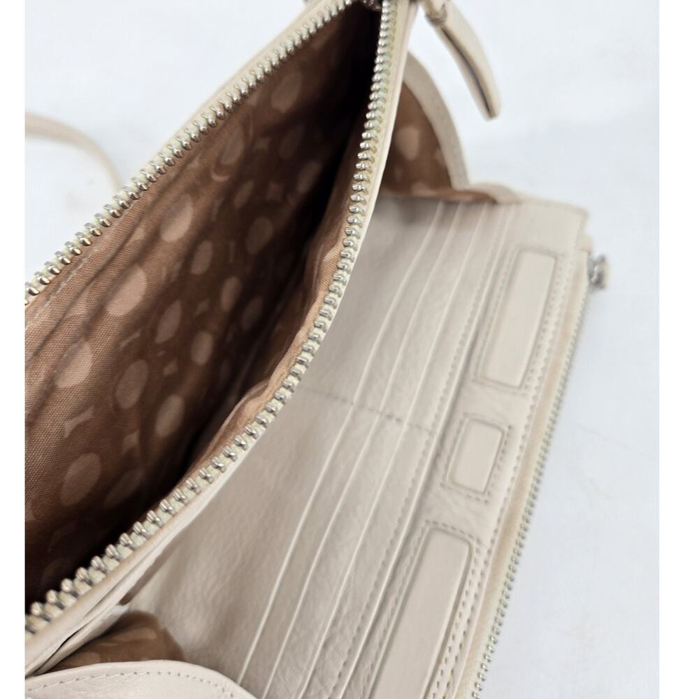 Y2K Brighton Callie Gypsy Lace Laser Cut Out Organizer Crossbody Cream Leather - Picture 3 of 12